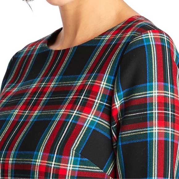 Vineyard Vines Festive Plaid Dress p2. - Picture 4 of 16